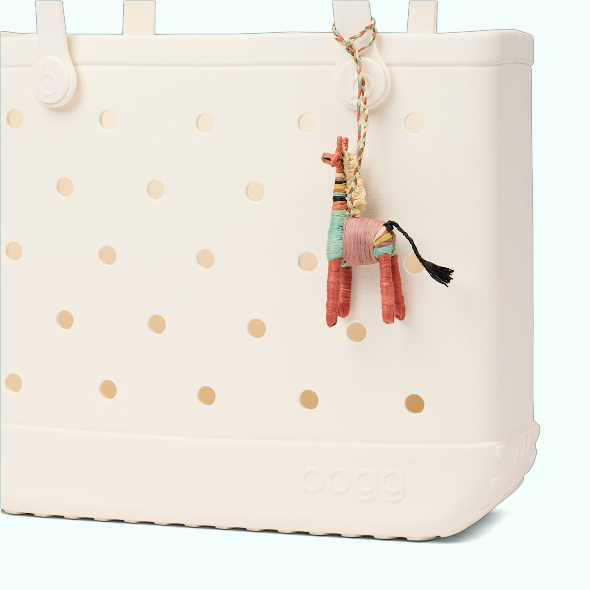 Bogg'd & Charmed Raffia Giraffe Ocean Day Storage Tote Ultra Durable Easy Clean Waterproof Phone Pouch Included for Women