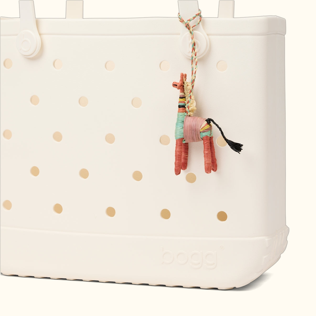 Bogg'd & Charmed Raffia Giraffe Resort Lifestyle Tote Luxury Sandproof Reinforced Grip Handles for Resort Vacations